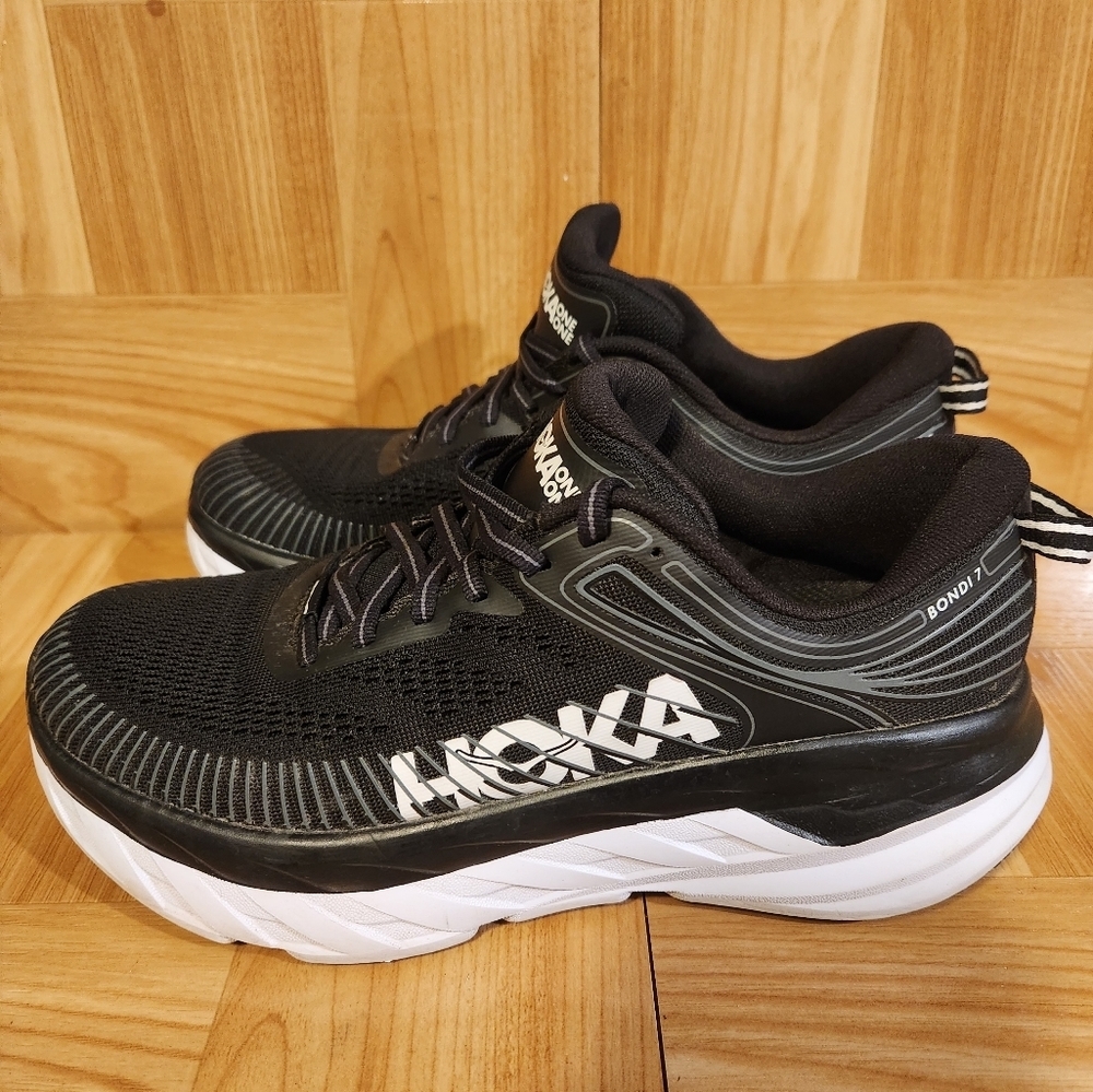 Hoka Women’s Bondi 7 Running Shoes